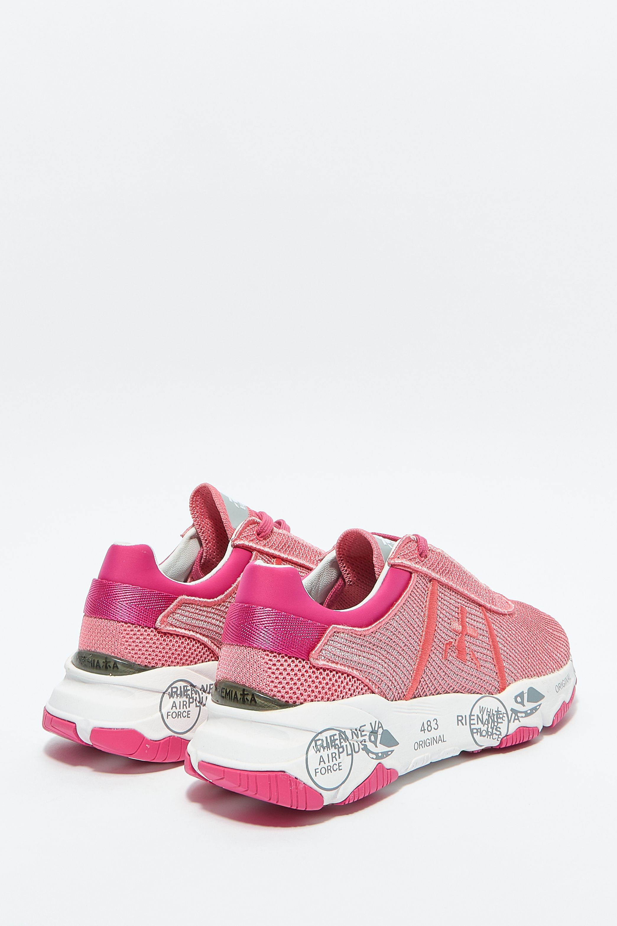 Кроссовки Buff