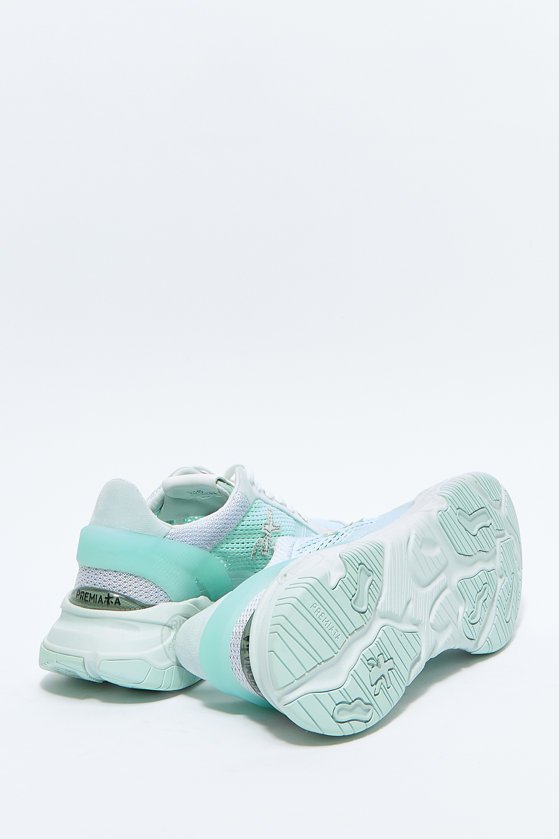 Кроссовки Buffly