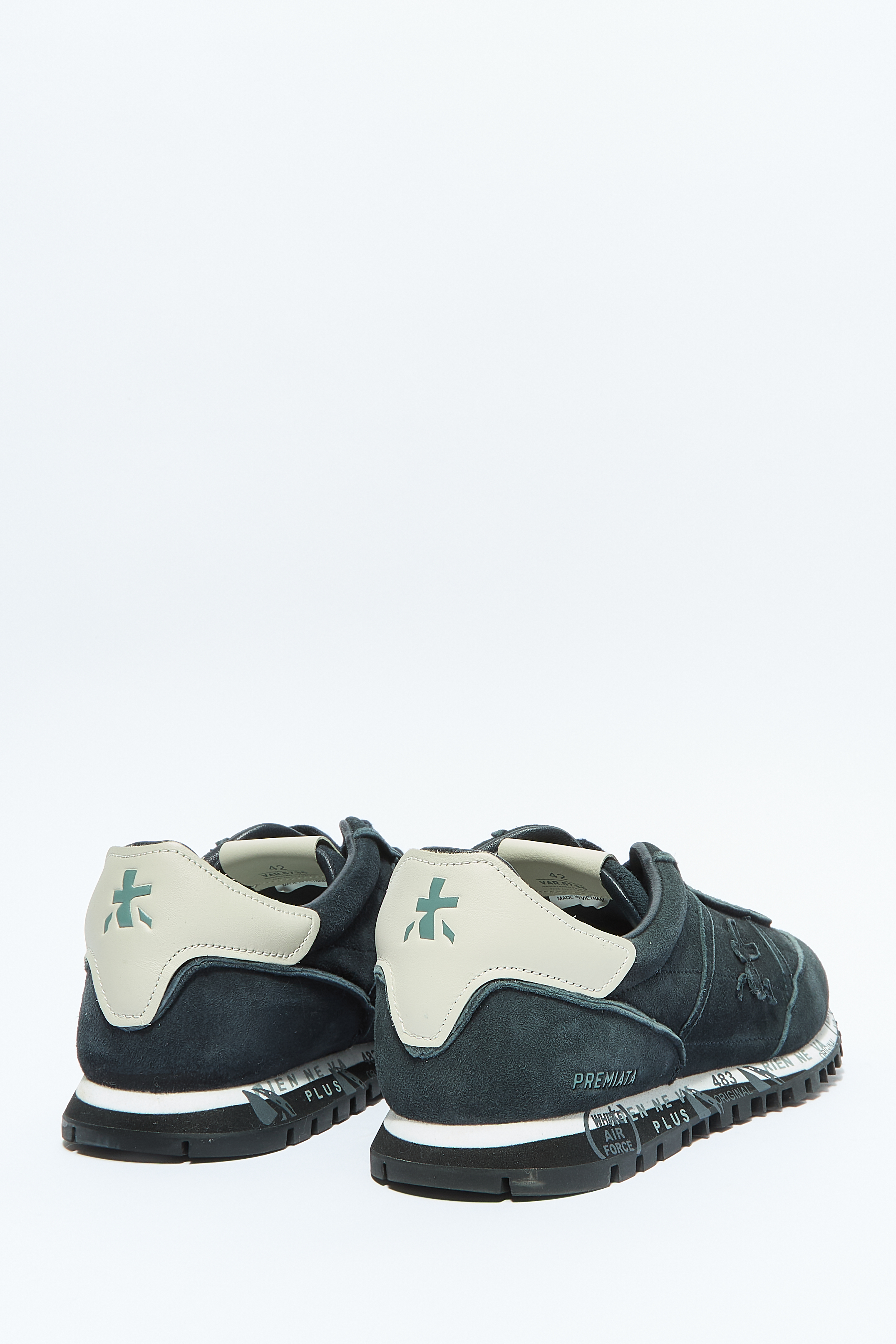 Кроссовки Sean