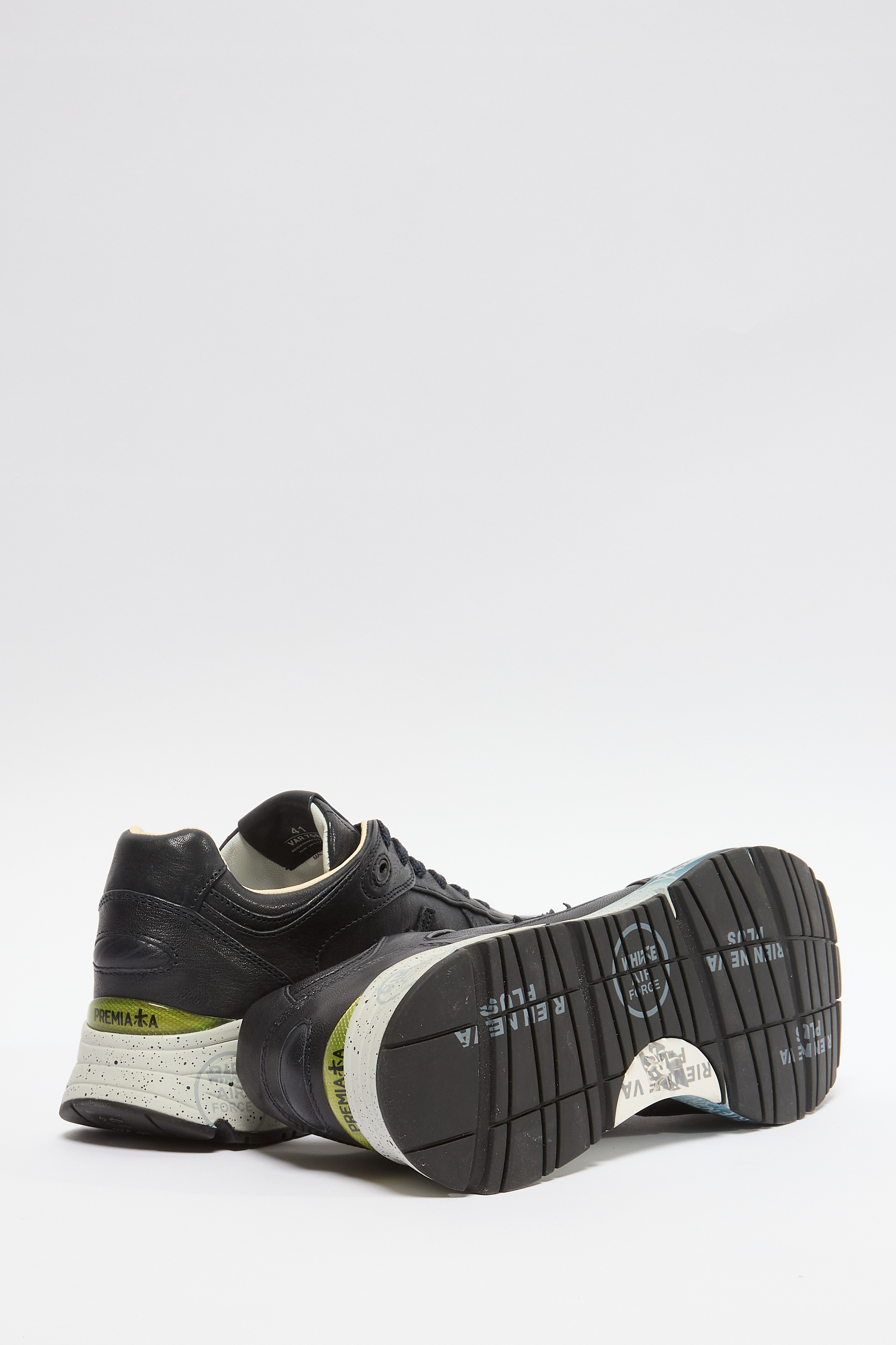 Кроссовки Mase