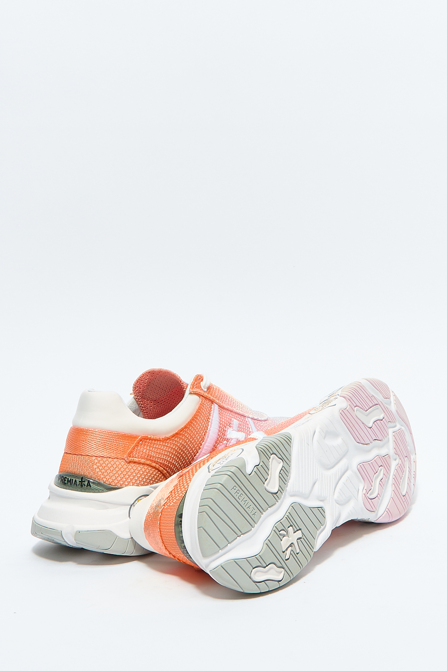 Кроссовки Buff