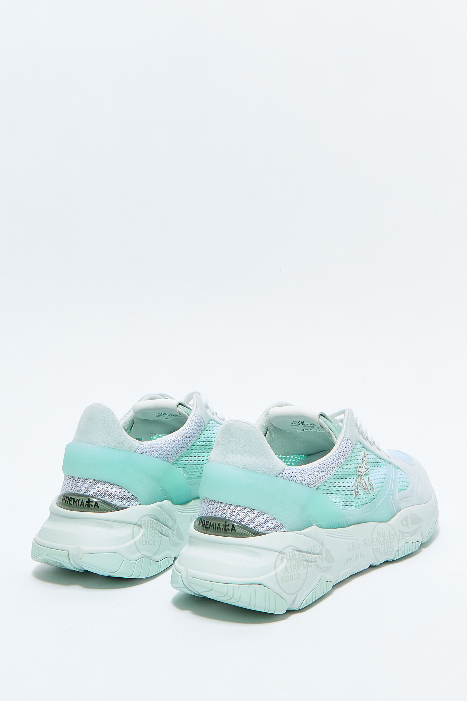 Кроссовки Buffly