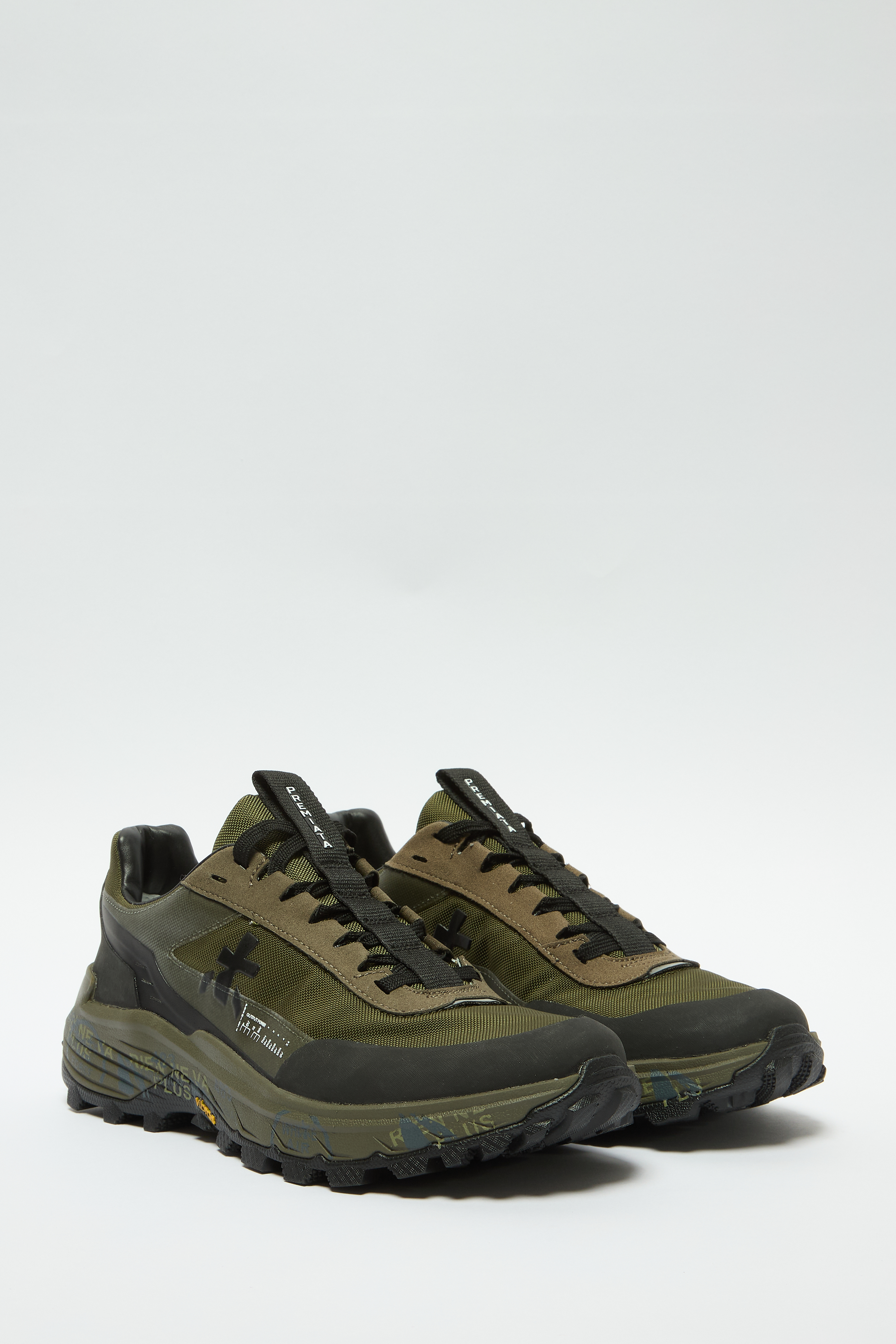 Кроссовки Devin