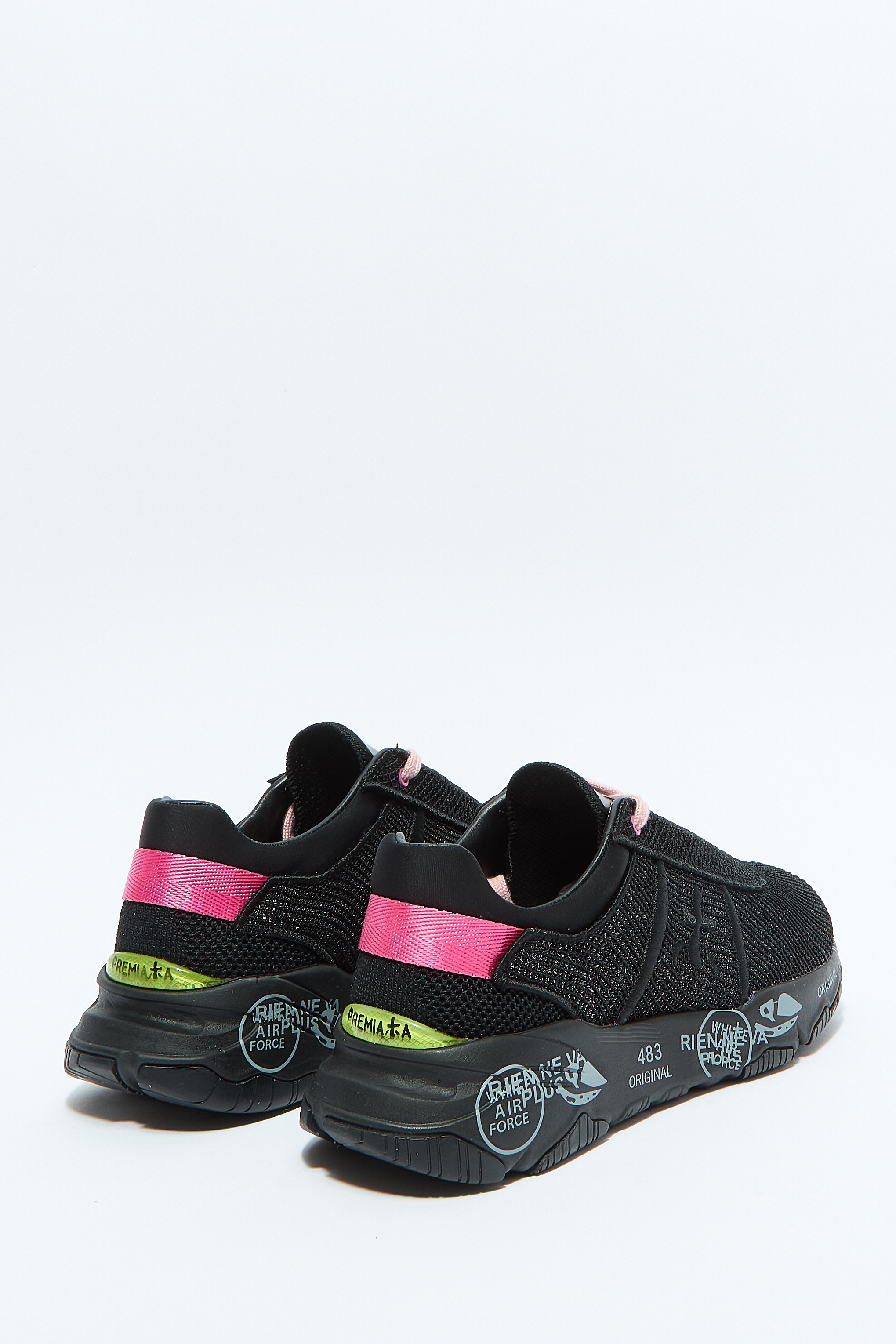 Кроссовки Buff