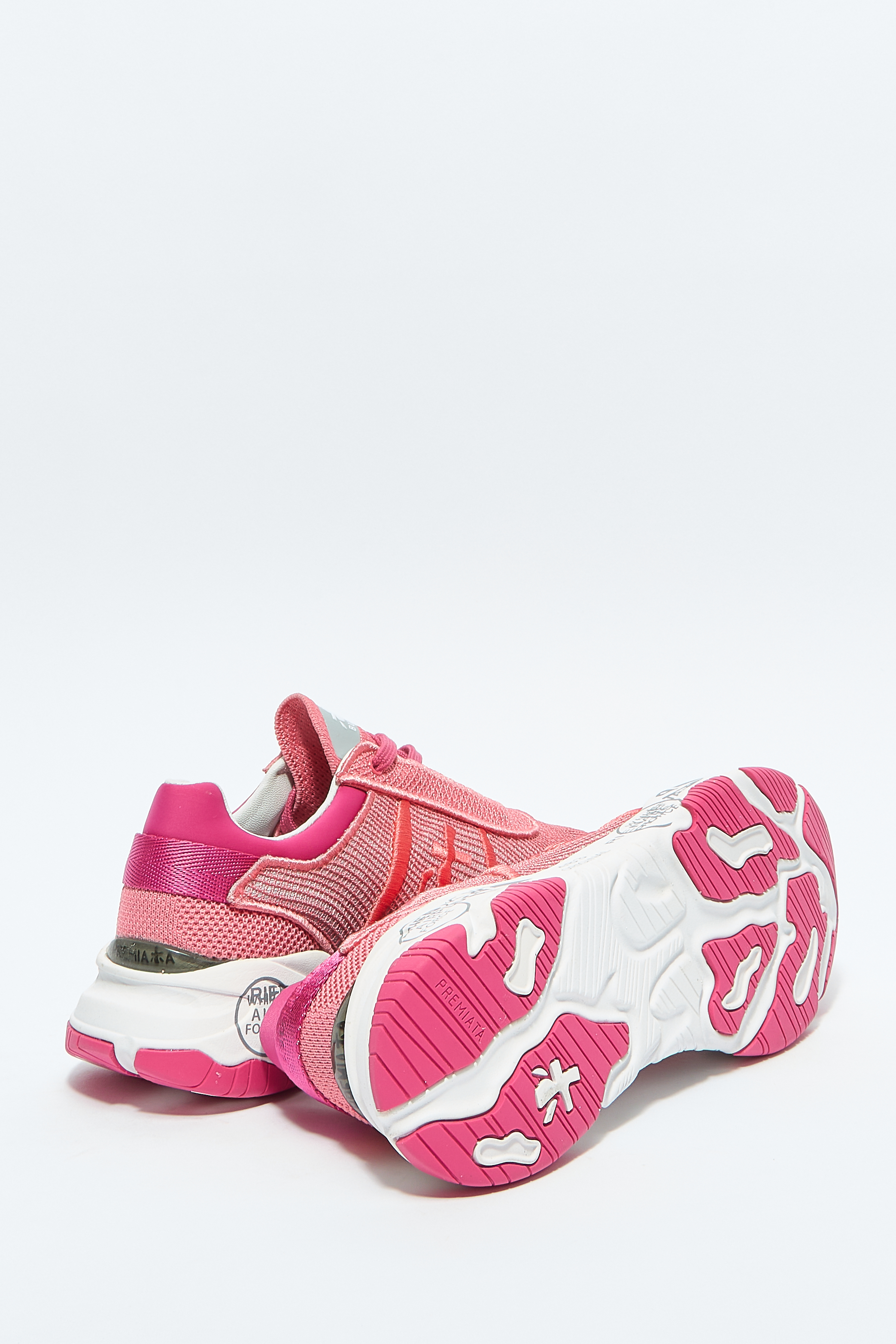 Кроссовки Buff