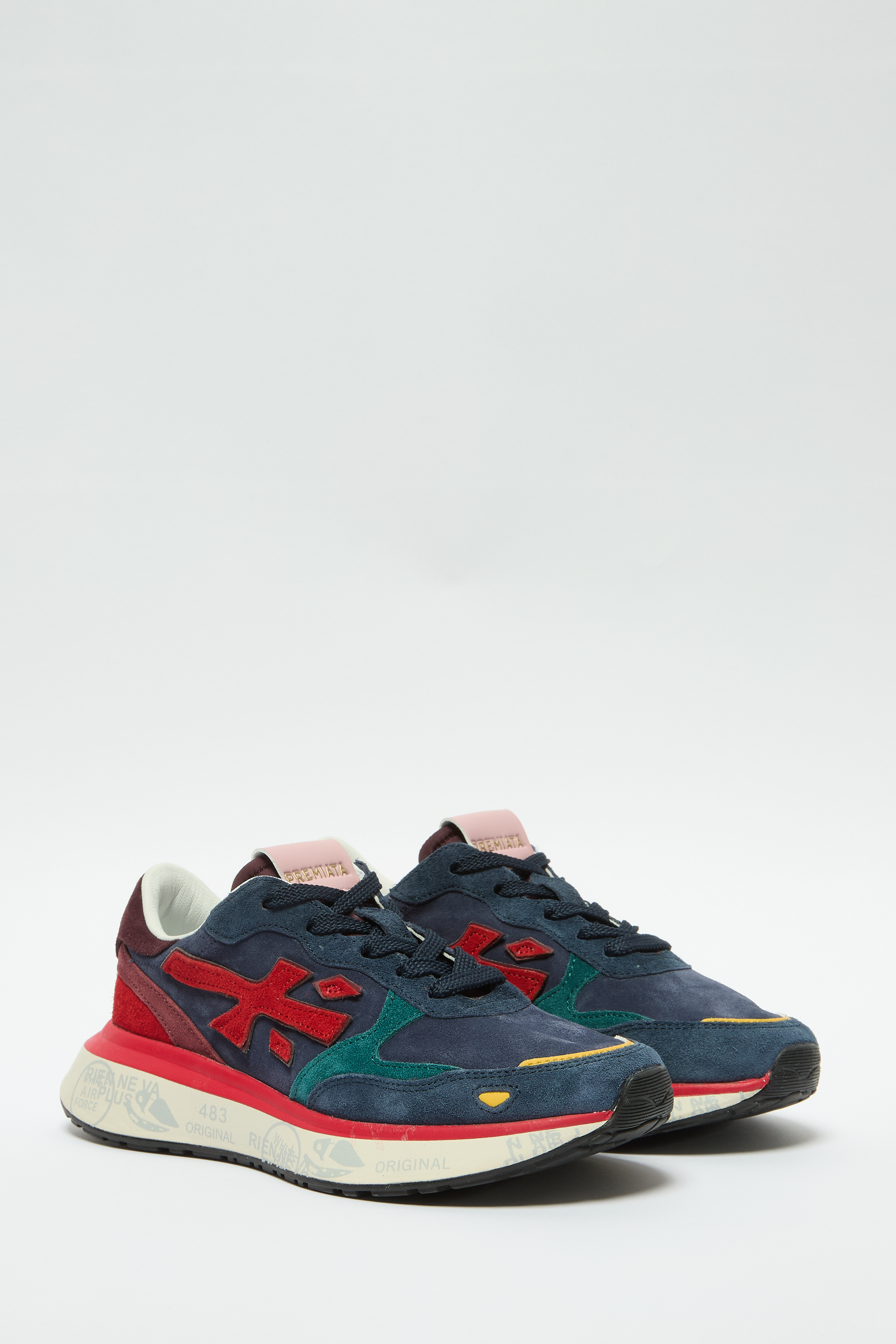 Кроссовки Lauryn