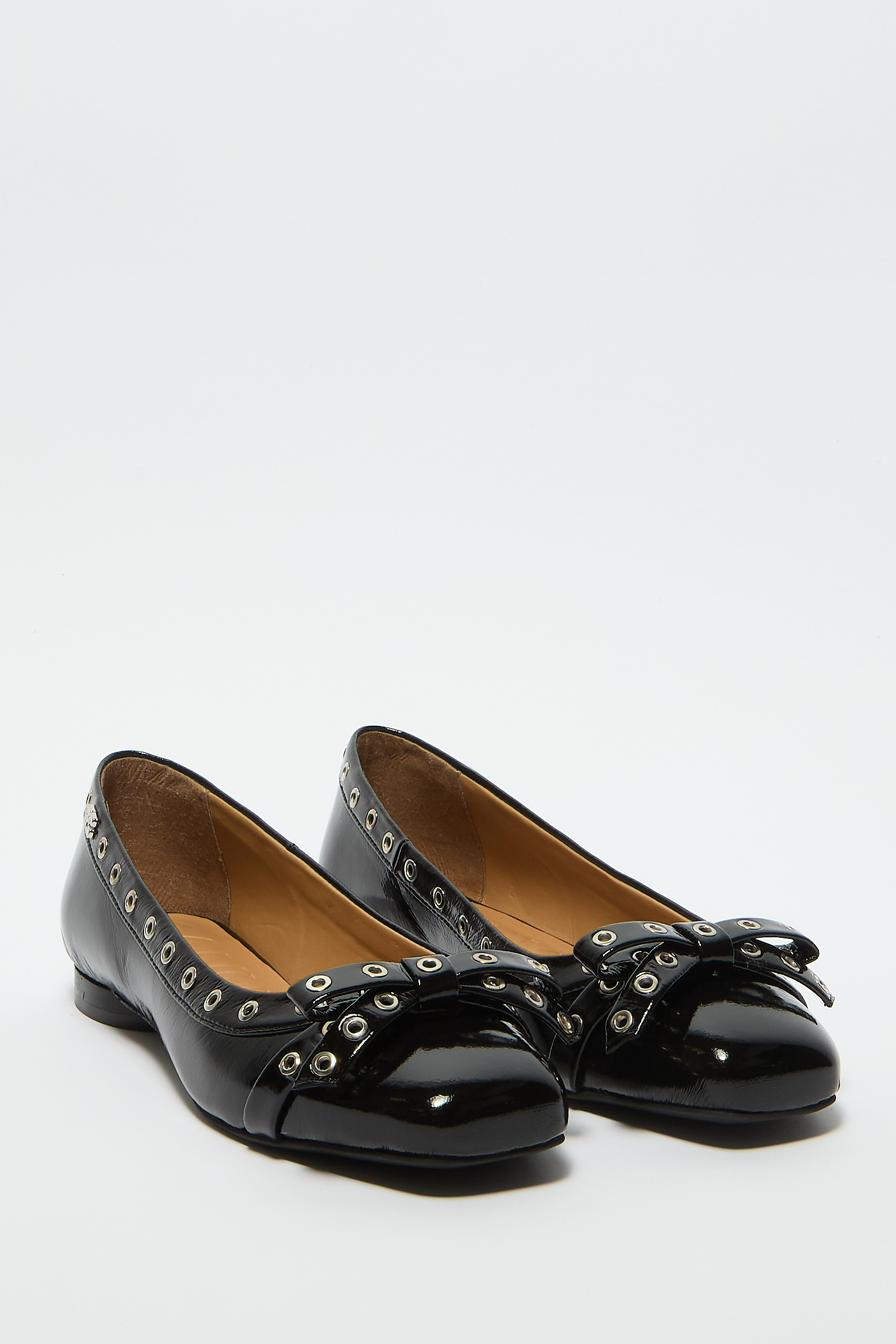 Туфли С Люверсами