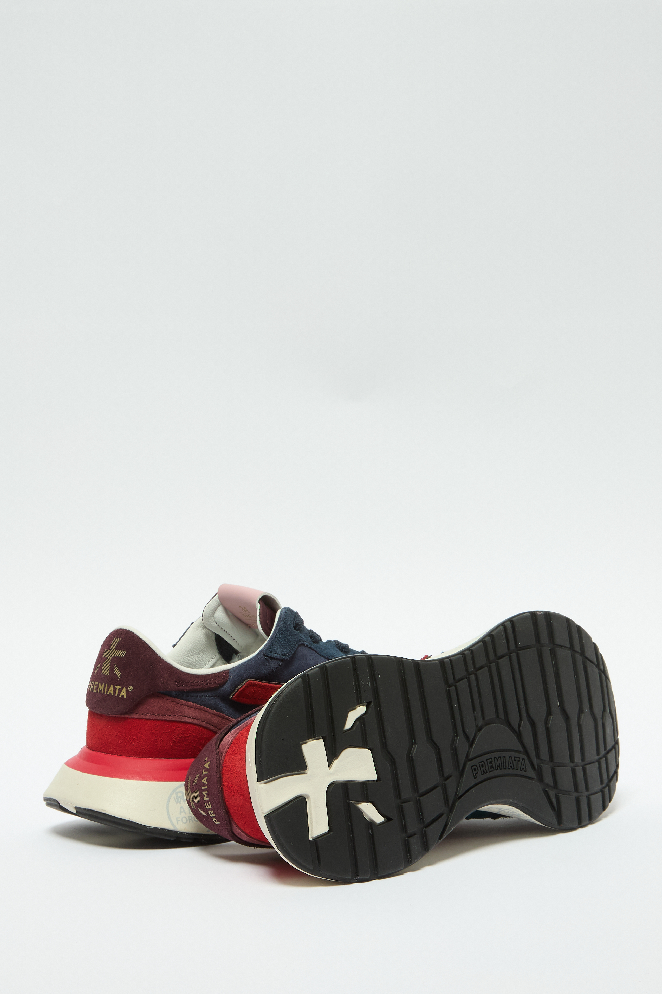 Кроссовки Lauryn