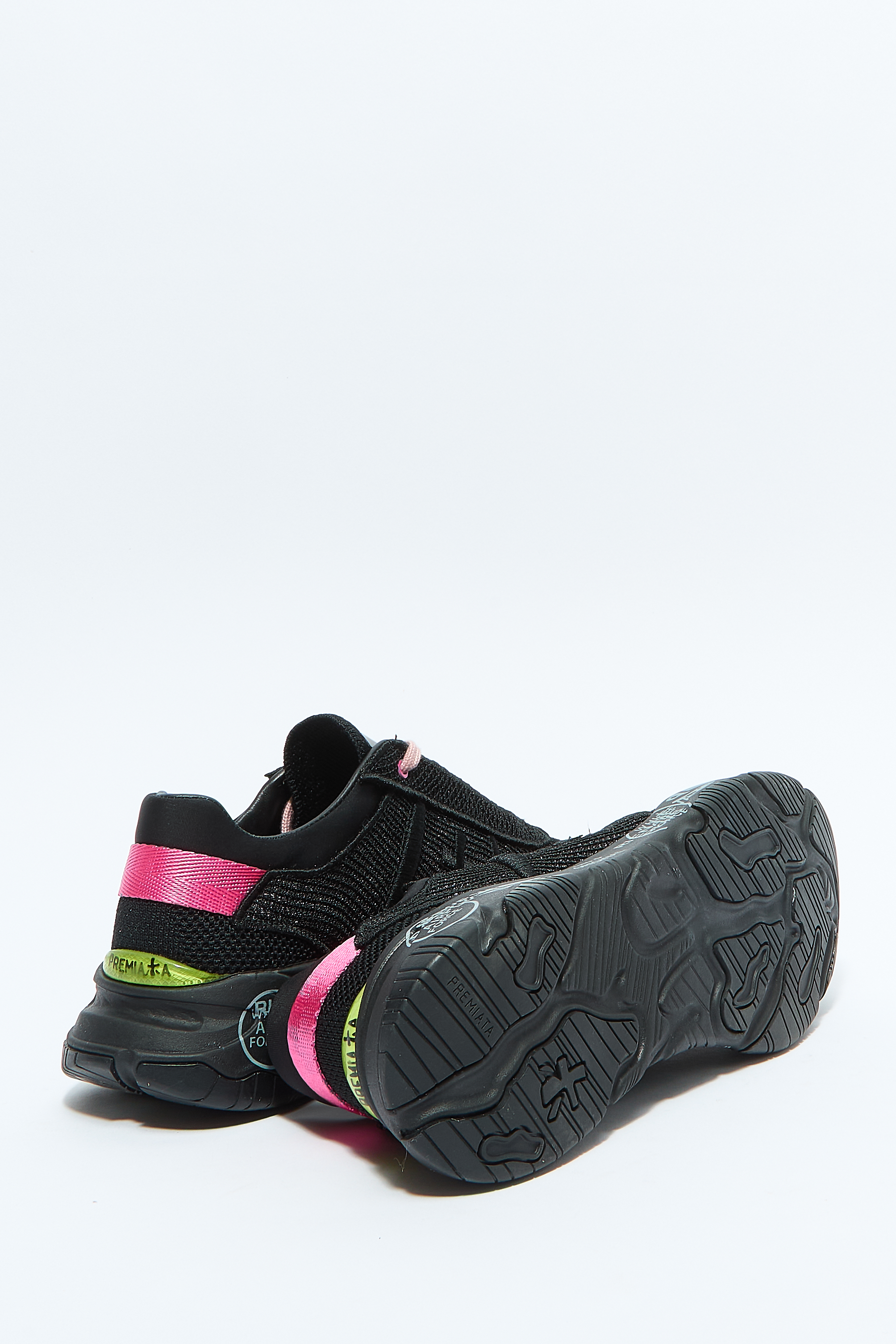 Кроссовки Buff