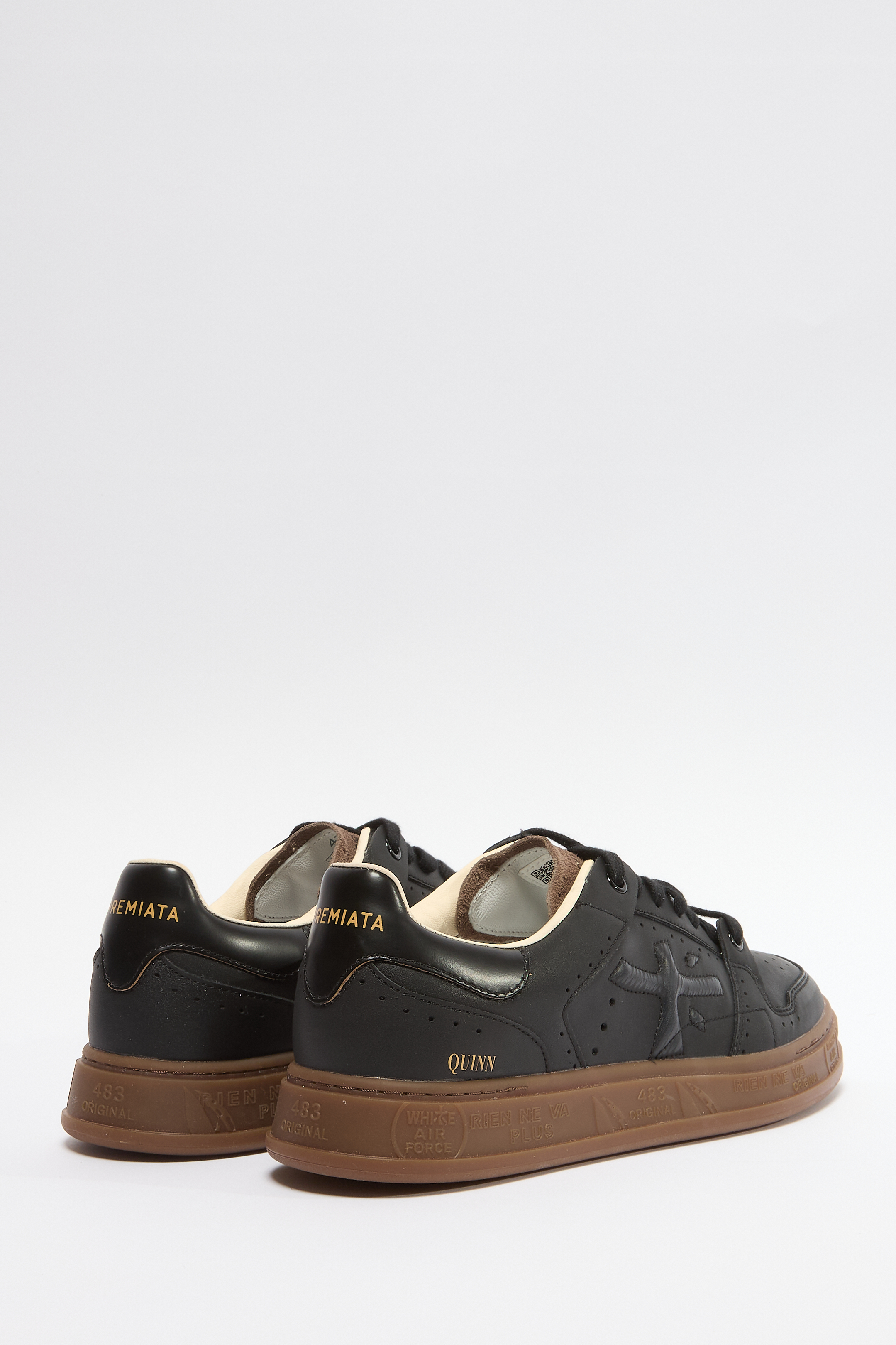 Кроссовки Quinn