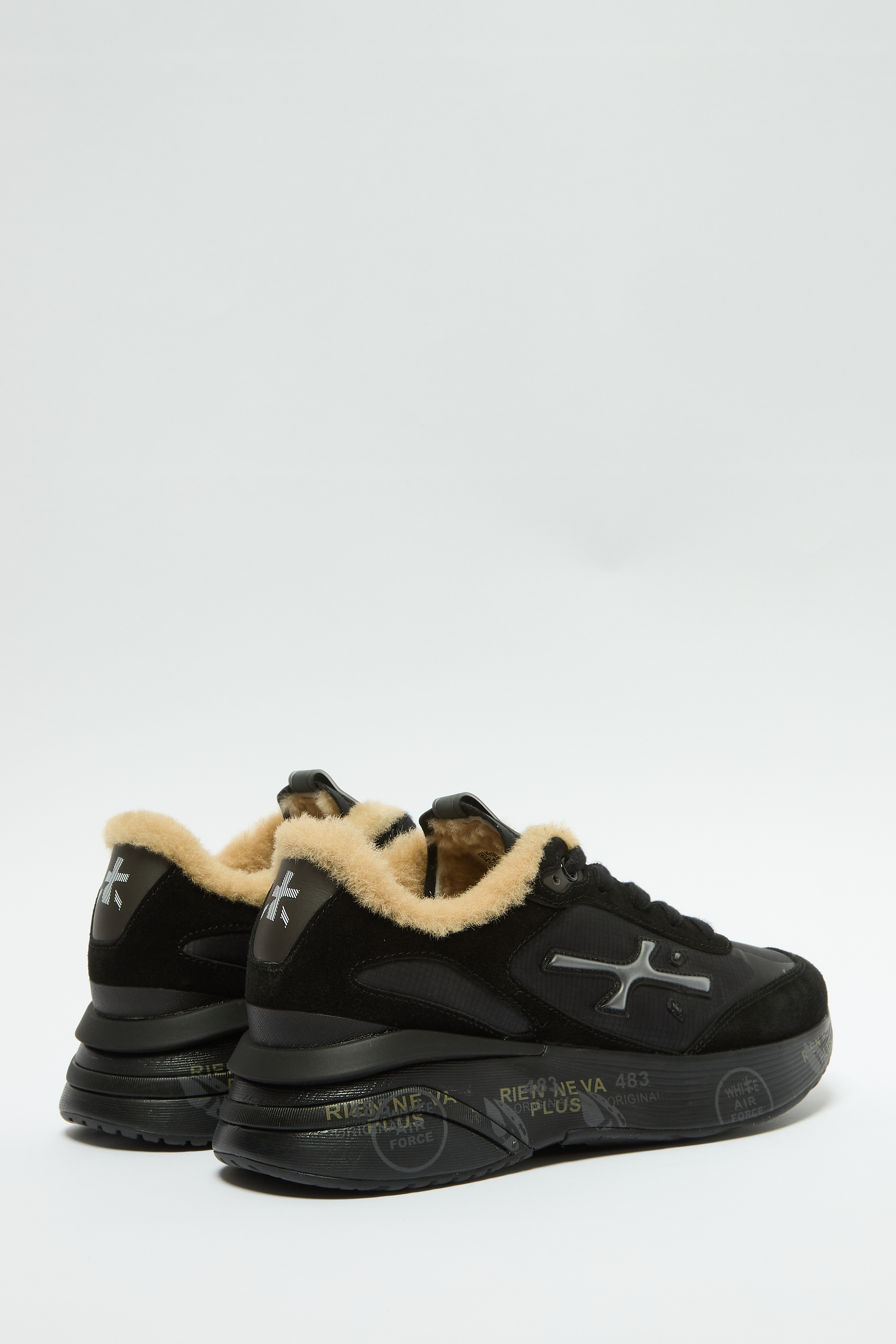 Кроссовки Moerund