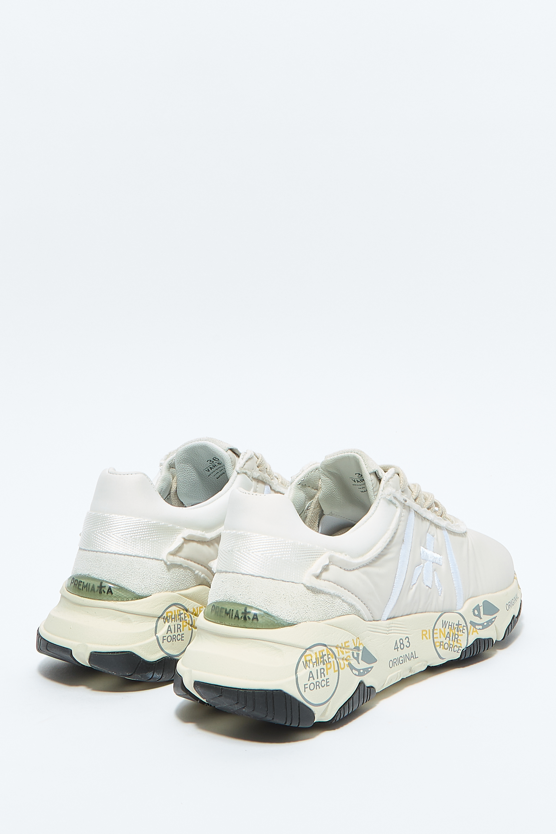 Кроссовки Buff