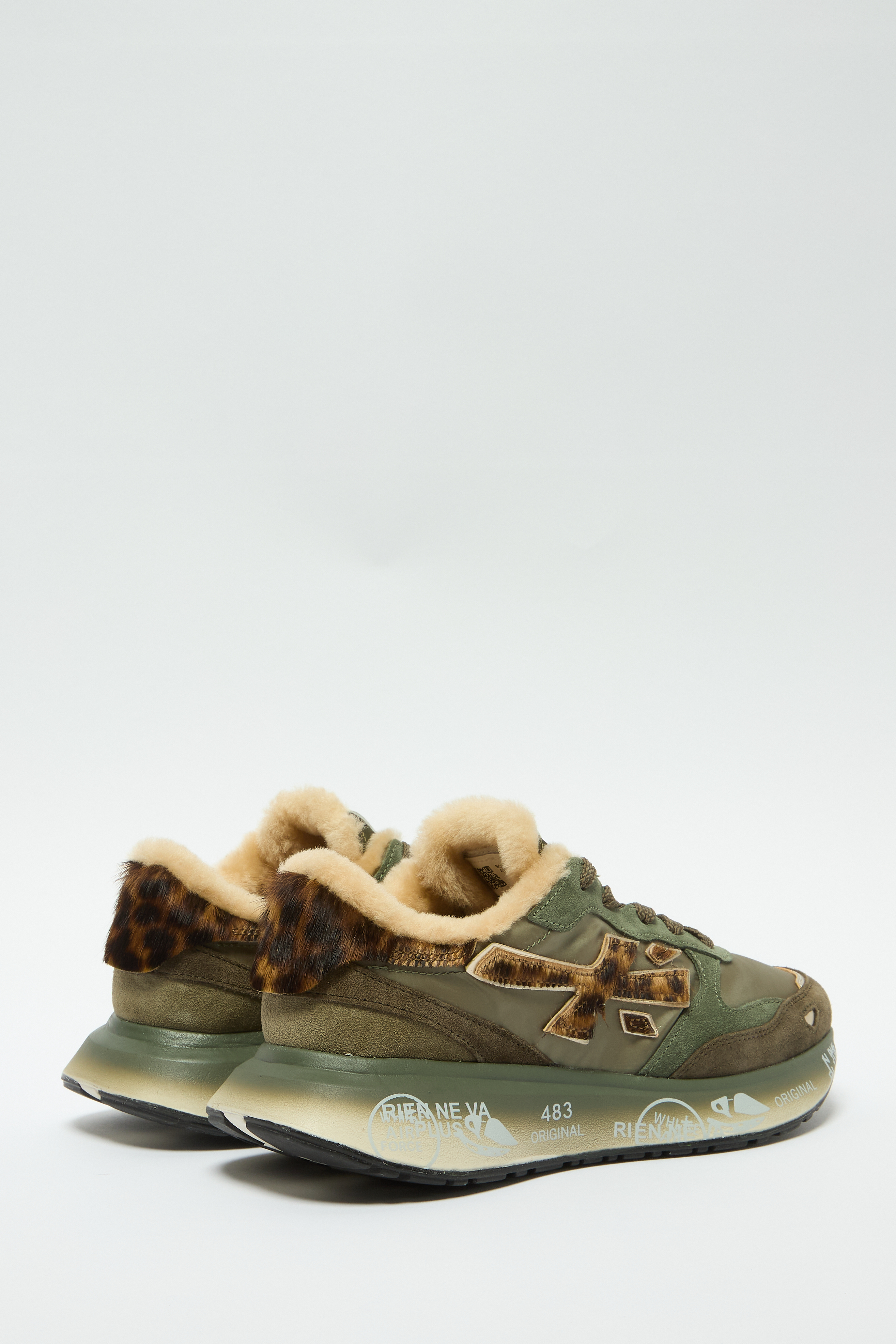 Кроссовки Lauryn