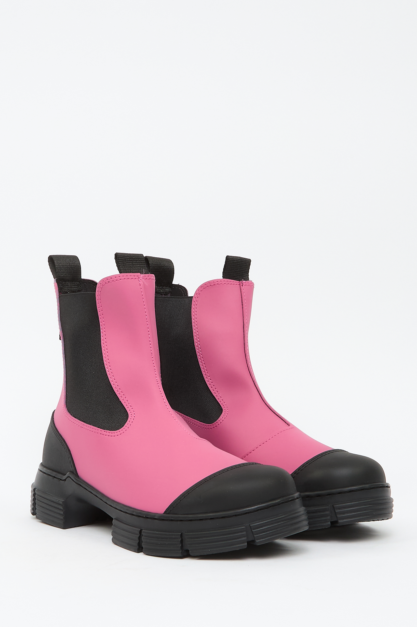 Сапоги С Тисненым Логотипом И Вставками