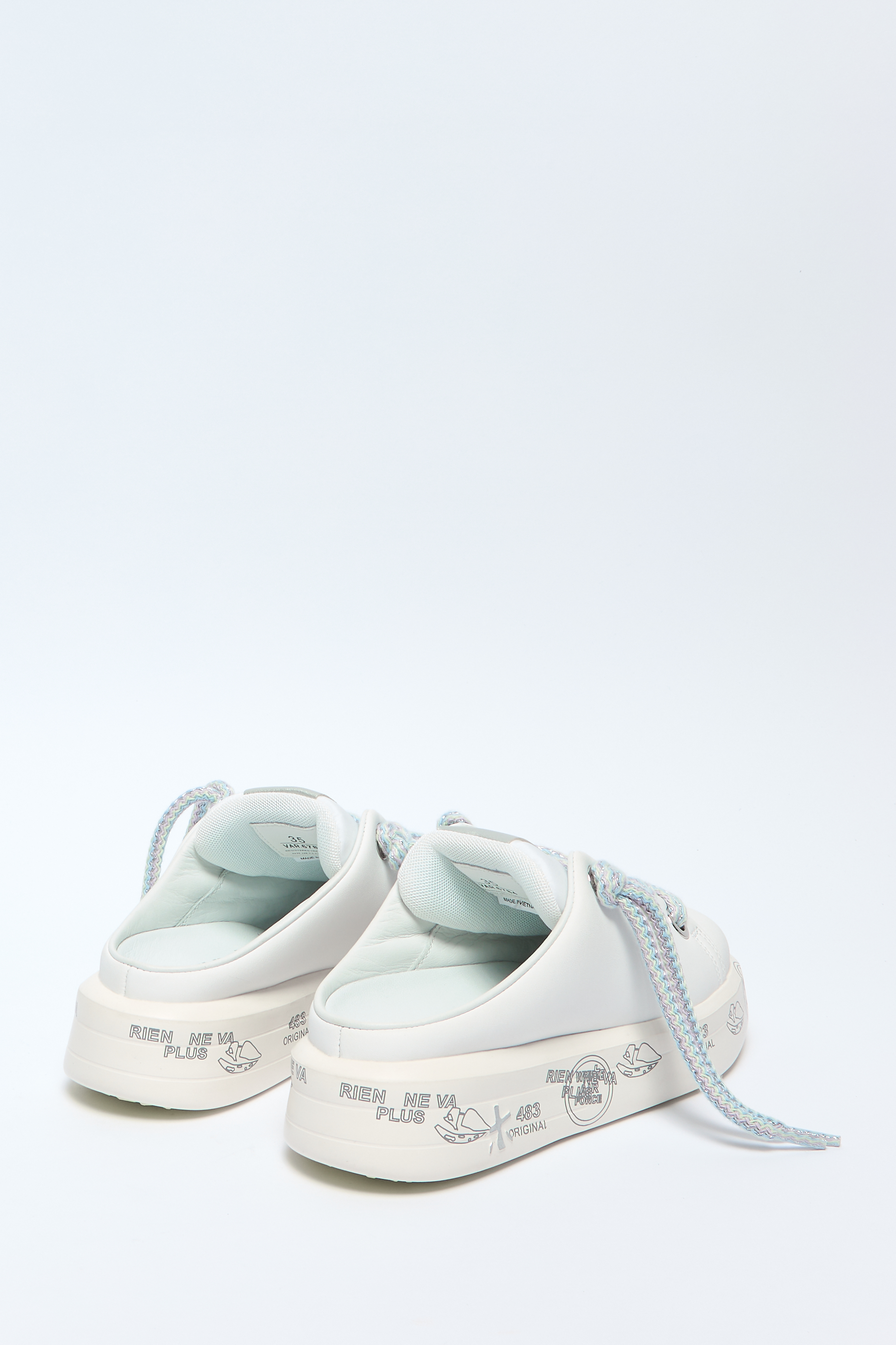 Кроссовки Belle