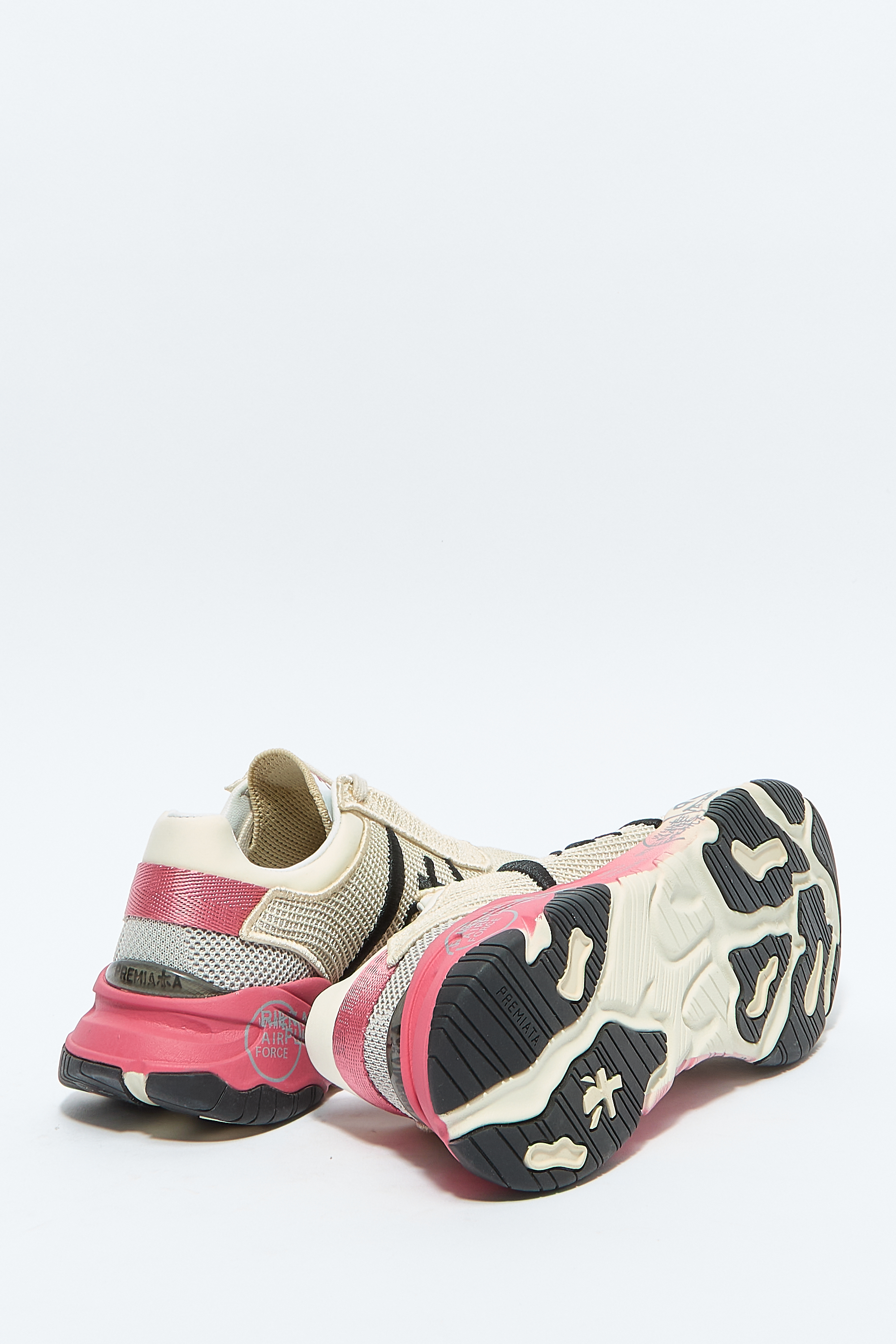 Кроссовки Buff