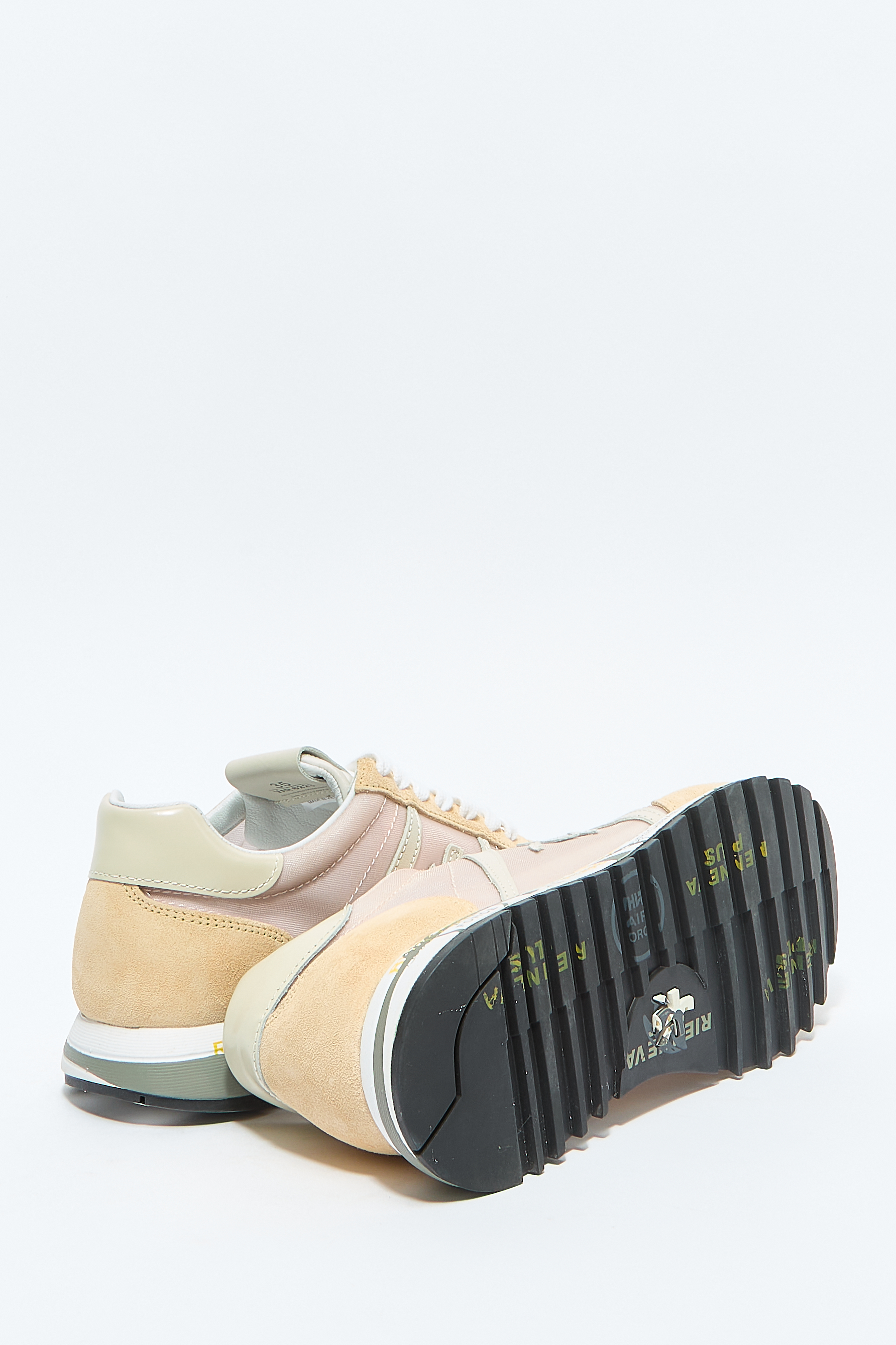 Кроссовки Lucyd