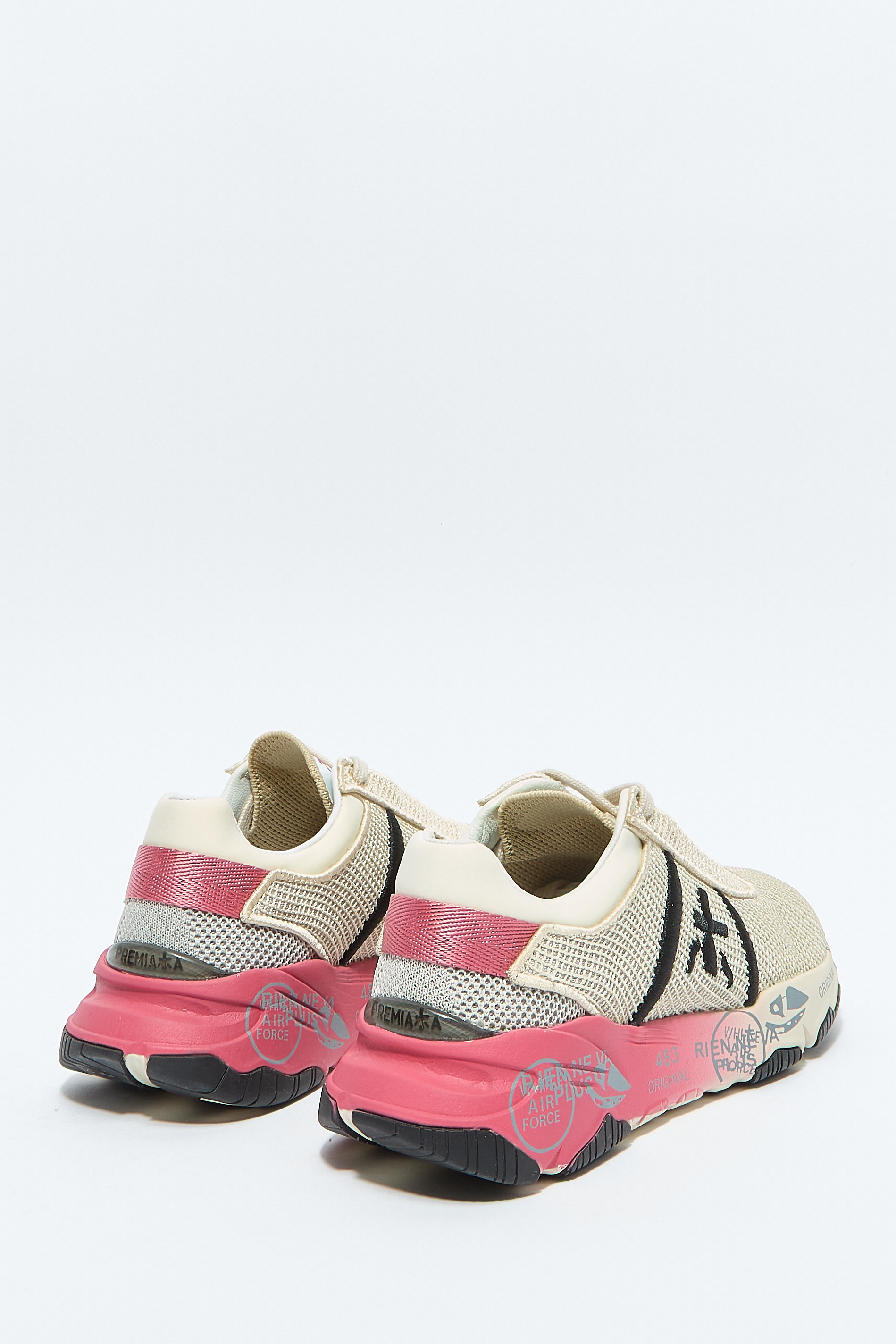 Кроссовки Buff