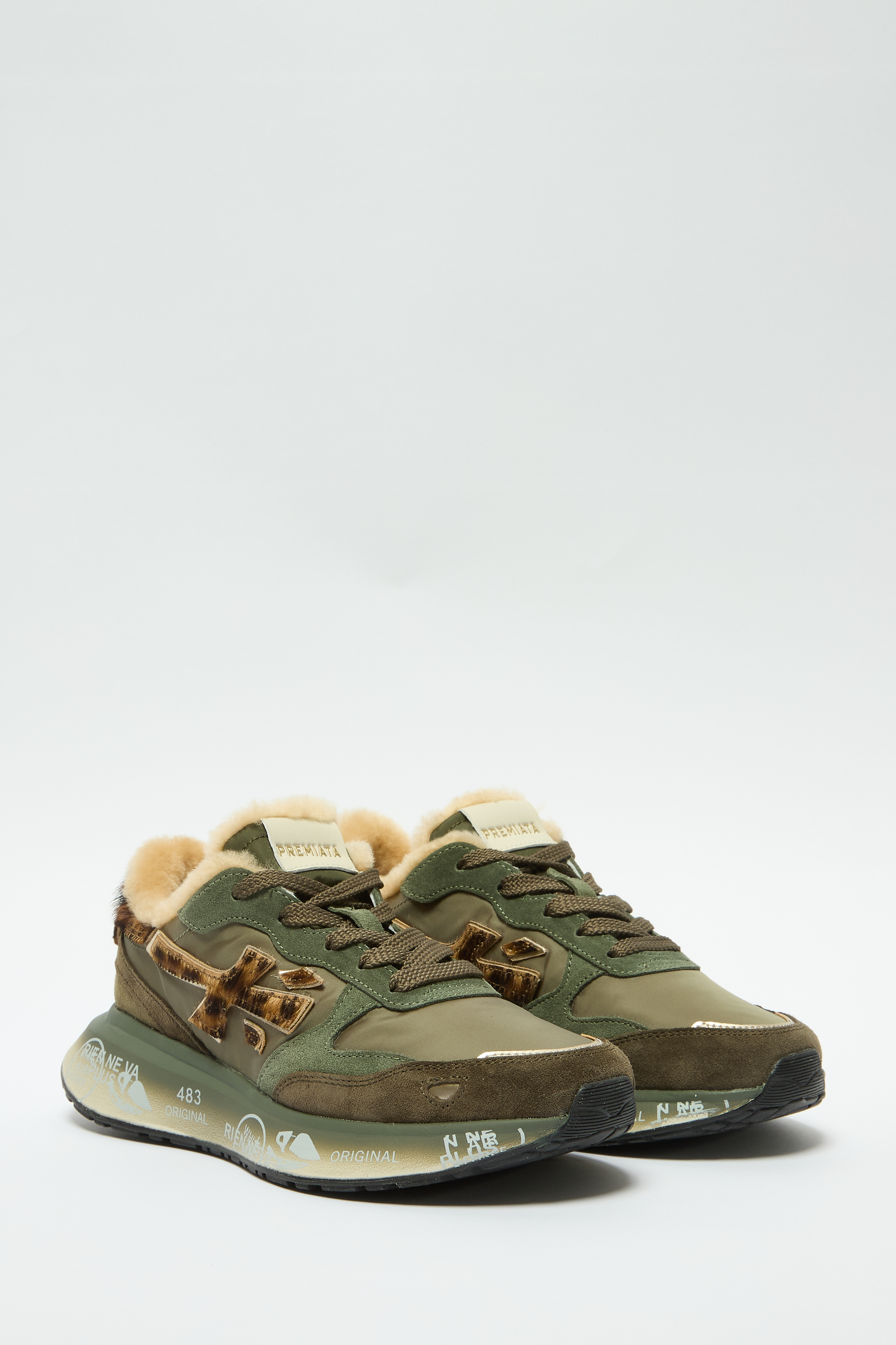 Кроссовки Lauryn