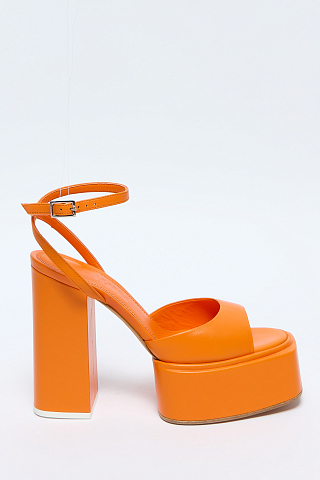 Босоножки На Каблуке