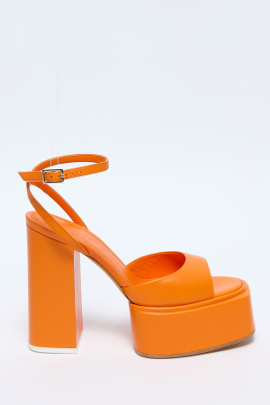 Босоножки На Каблуке