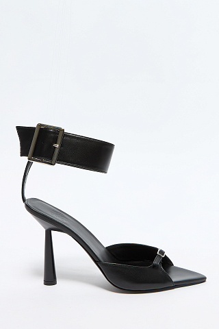 Босоножки Camille