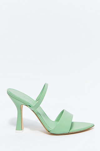 Босоножки На Каблуке